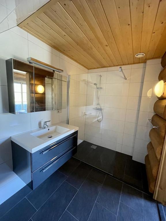 Unieke Houten Villa Met Sauna In Twente - 5P Den Ham Екстер'єр фото