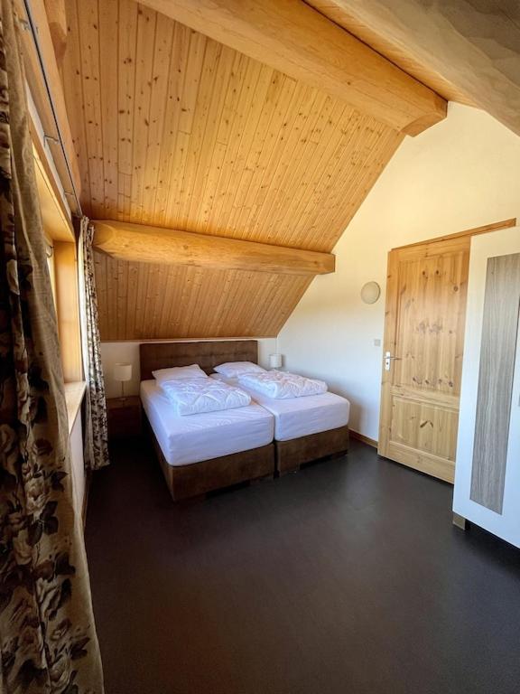Unieke Houten Villa Met Sauna In Twente - 5P Den Ham Екстер'єр фото